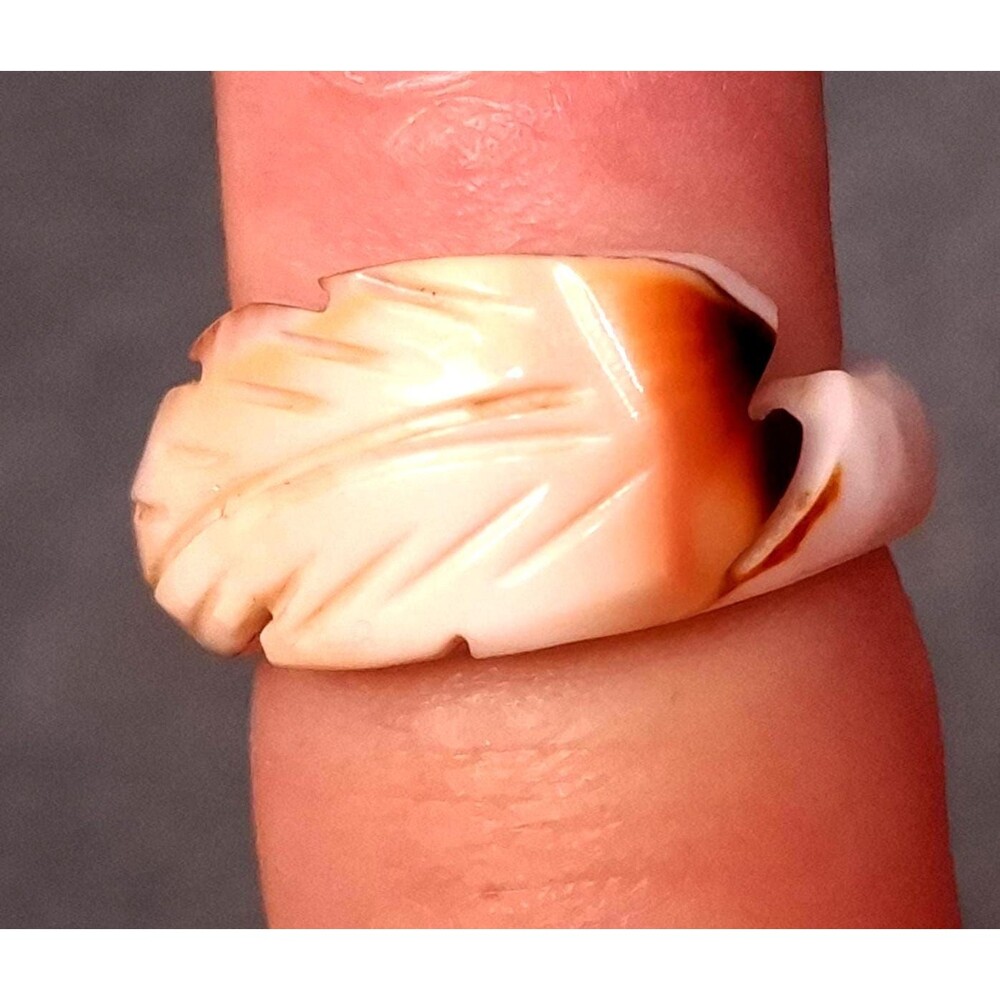 Vintage Carved Shell Flower Ring Size 5
